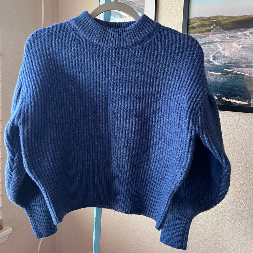 Forever 21 Blue Puff Sleeve Sweater